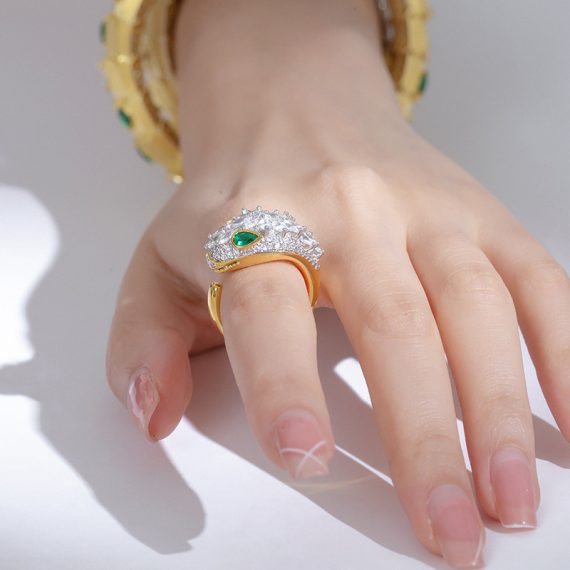 Chic Gold-Plated Serpent Open-Loop Design Ring - Image 2