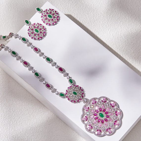Golden Bloom Hollow Pear-Shaped Floral Pendant Necklace - Image 4