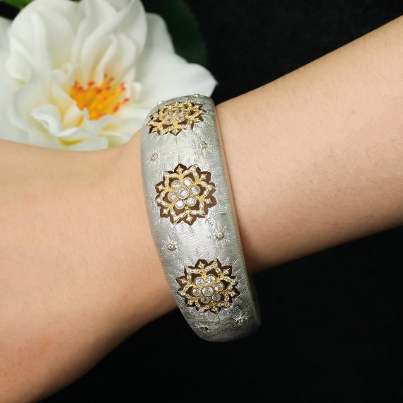 Brushed Gleam High-Carbon Diamond Bujia Bracelet in Gold-Plated Silver - Image 4
