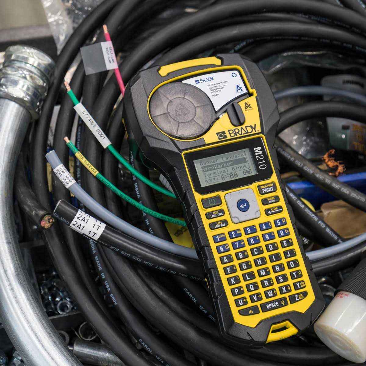 Brady M210 Portable Label Printer Kit M210-KIT - Image 4