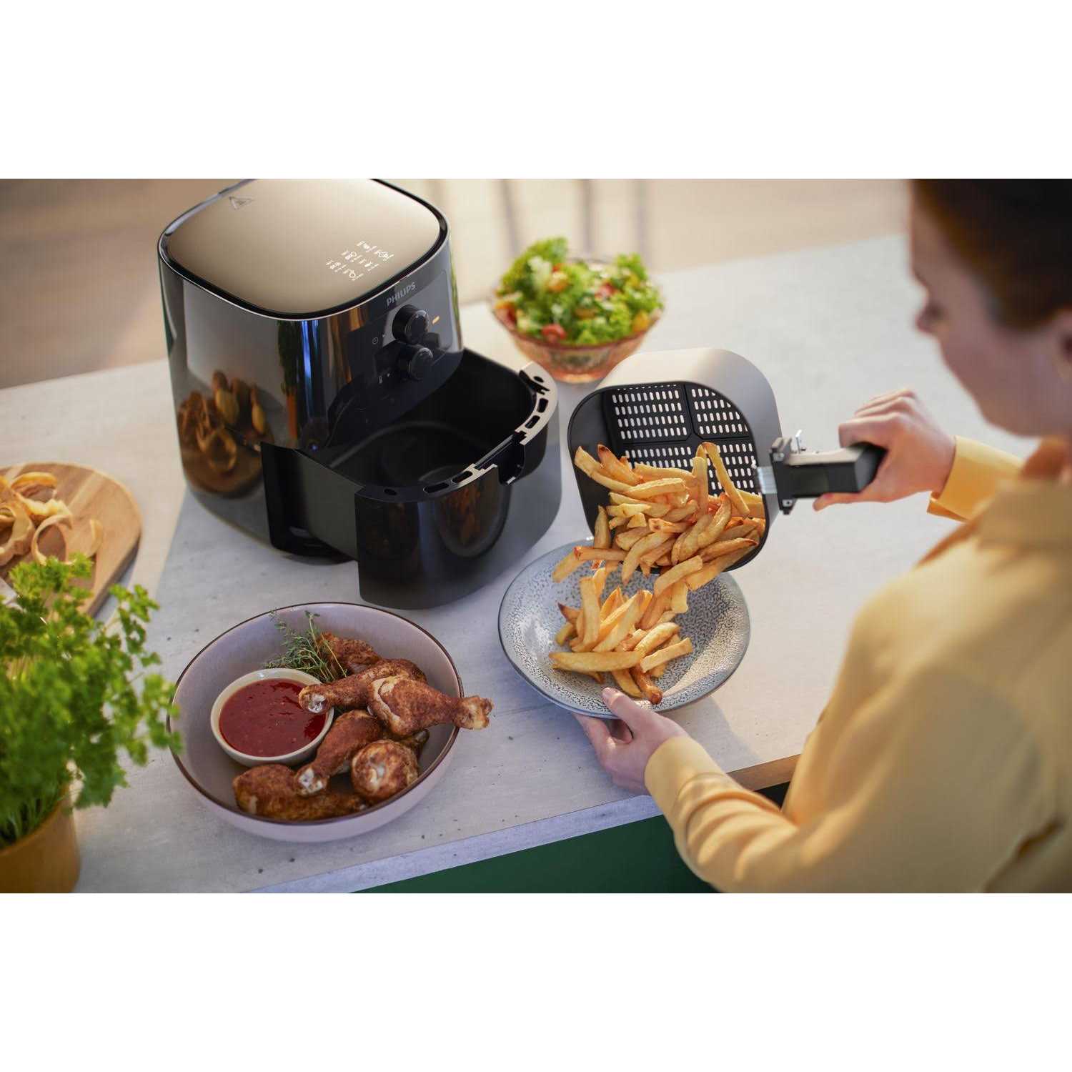 Philips Essential Airfryer HD9200 - Image 5