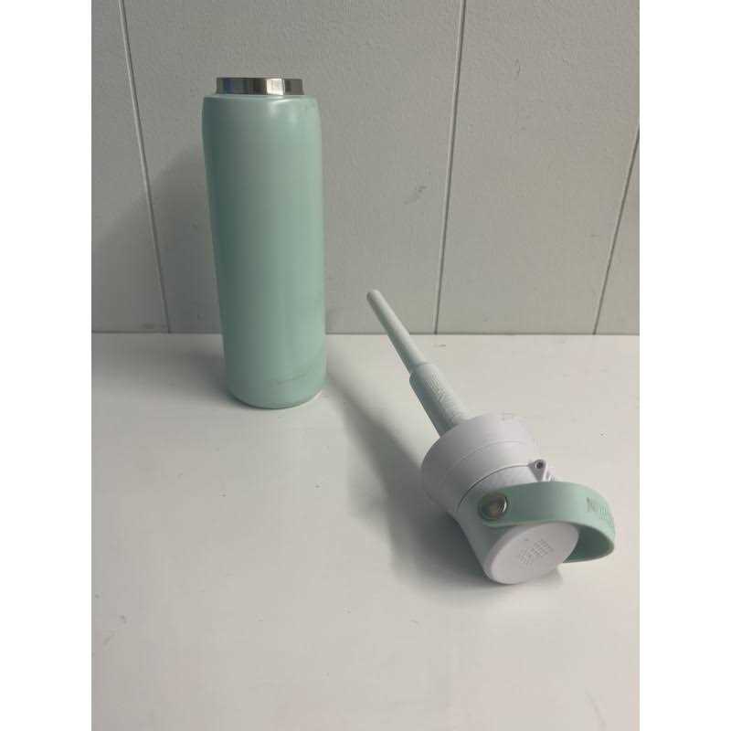 Brita Stainless Steel Water Bottle with Filter - Image 4