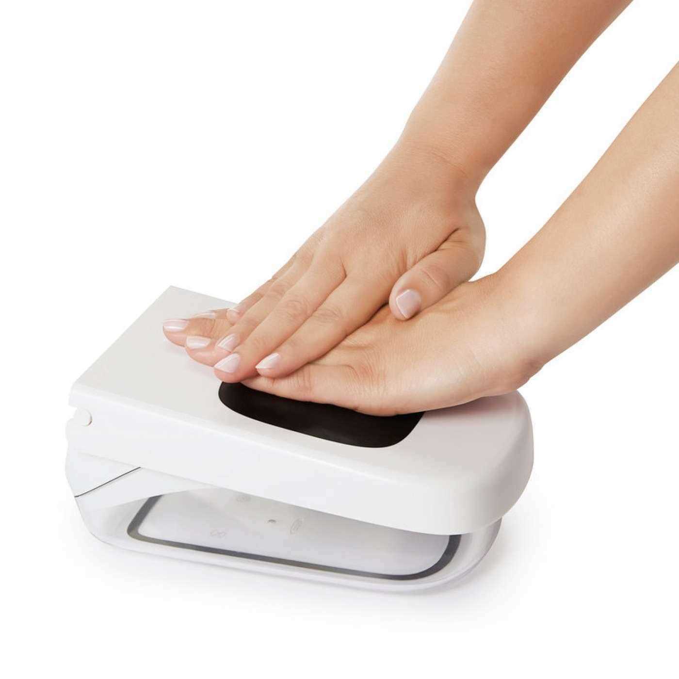 OXO Good Grips Vegetable Chopper with Easy-Pour Opening - Image 2