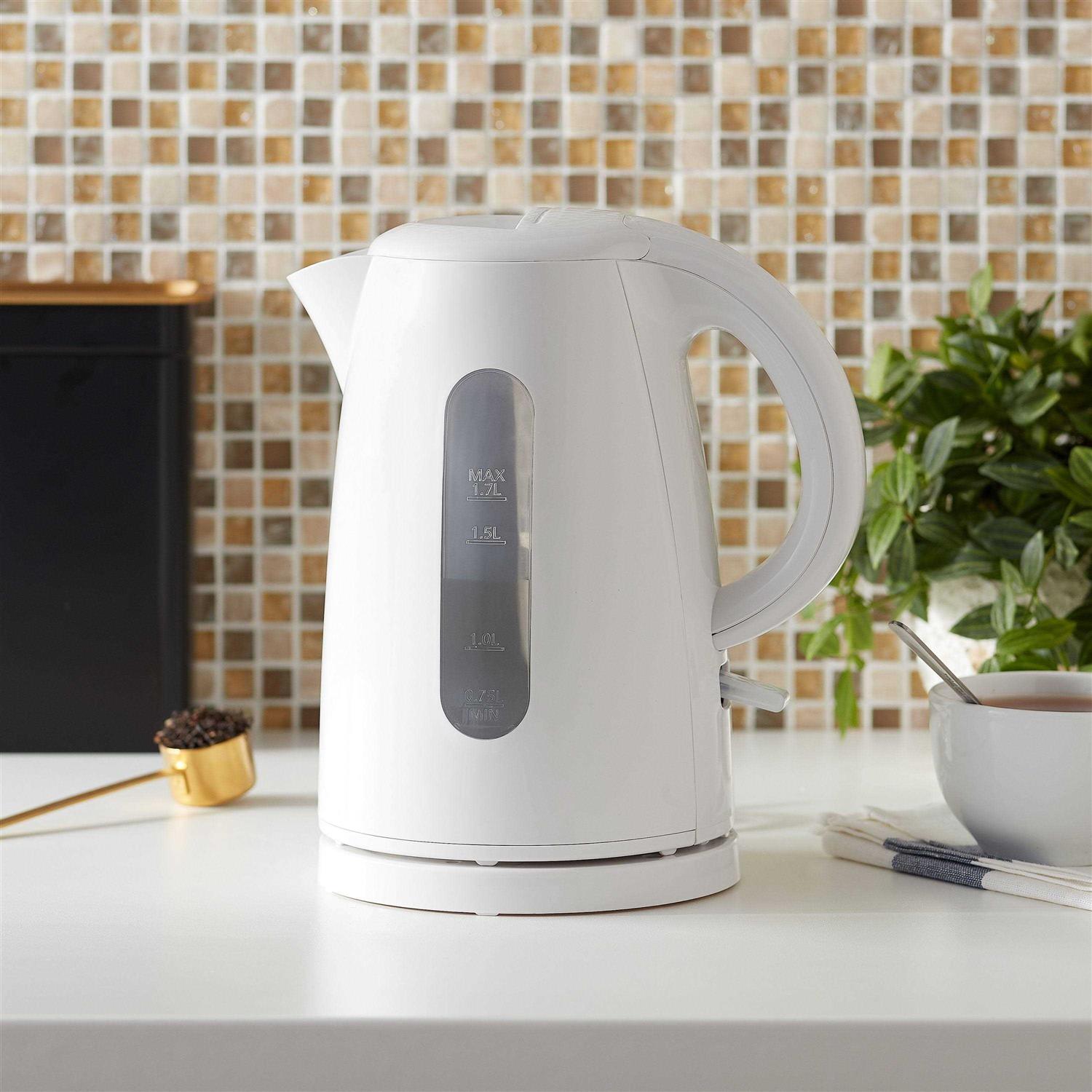 Mainstays 1.7 Liter Plastic Electric Kettle 1.7l - Image 5