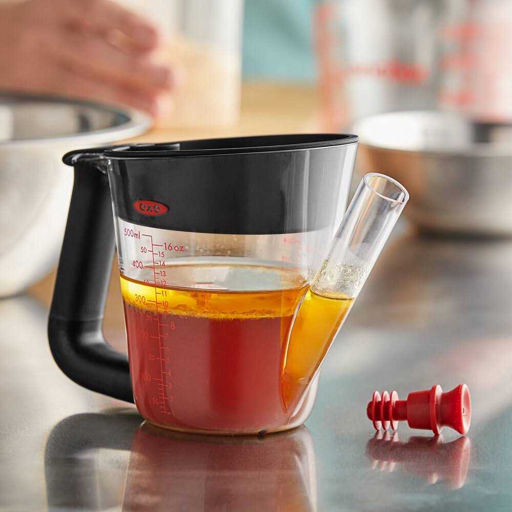 OXO Good Grips 2 Cup Fat Separator - Image 2