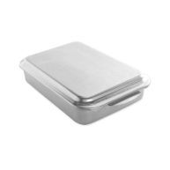 Nordic Ware Classic Metal 9×13 Covered Cake Pan