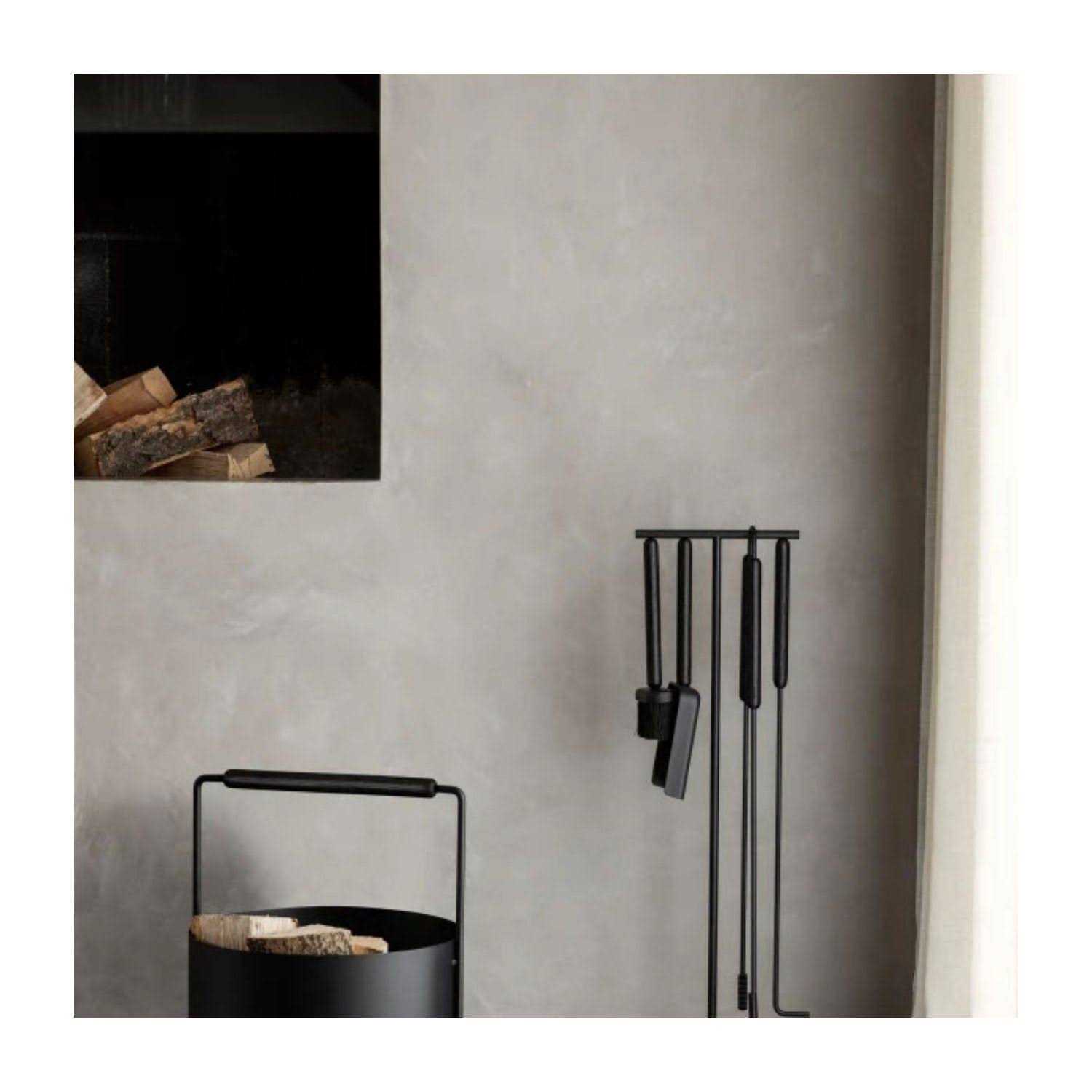 Blomus Ashi Fireplace Tool Set - Image 4