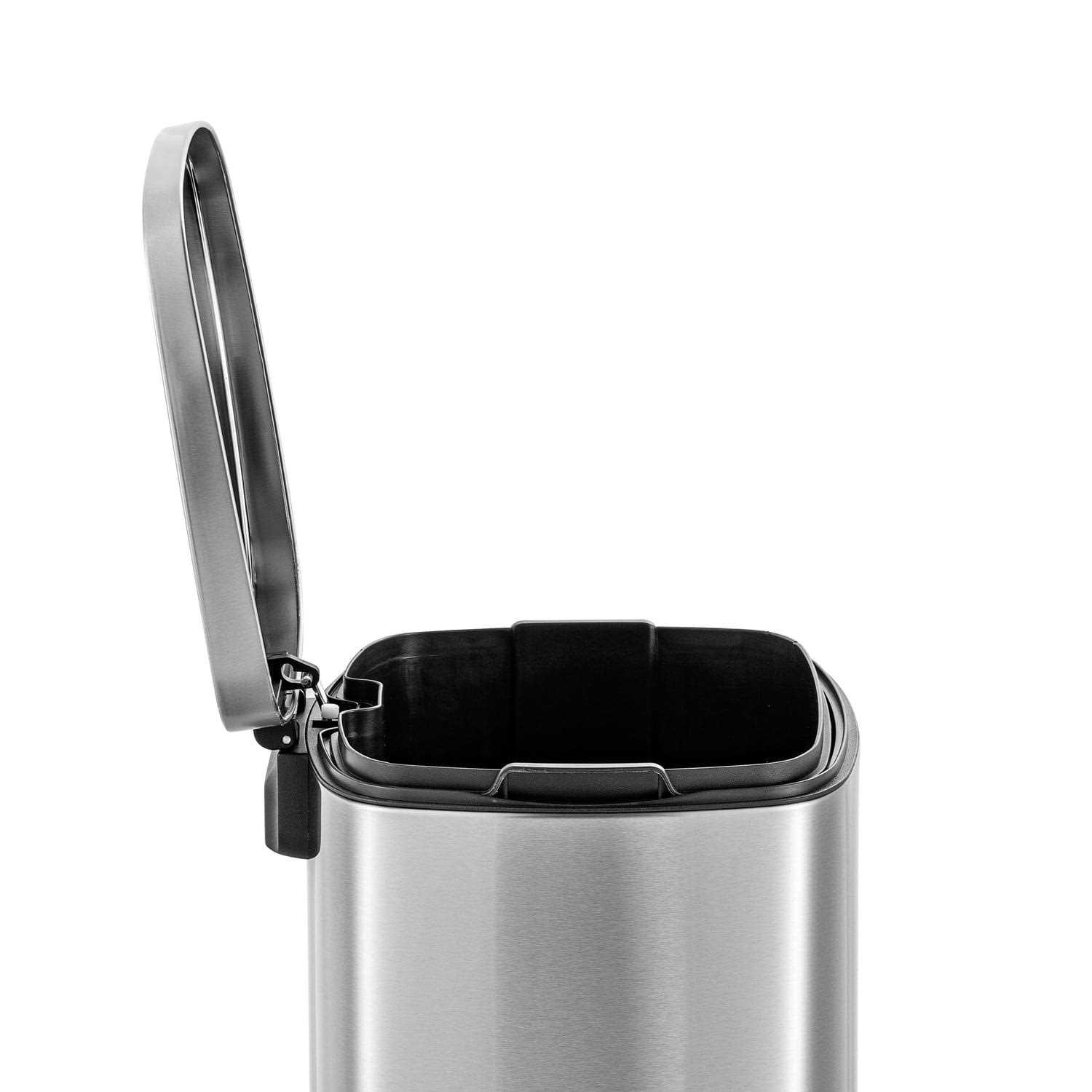 Qualiazero 13.2 Gal Stainless Steel Step On Kitchen Trash Can - Image 4