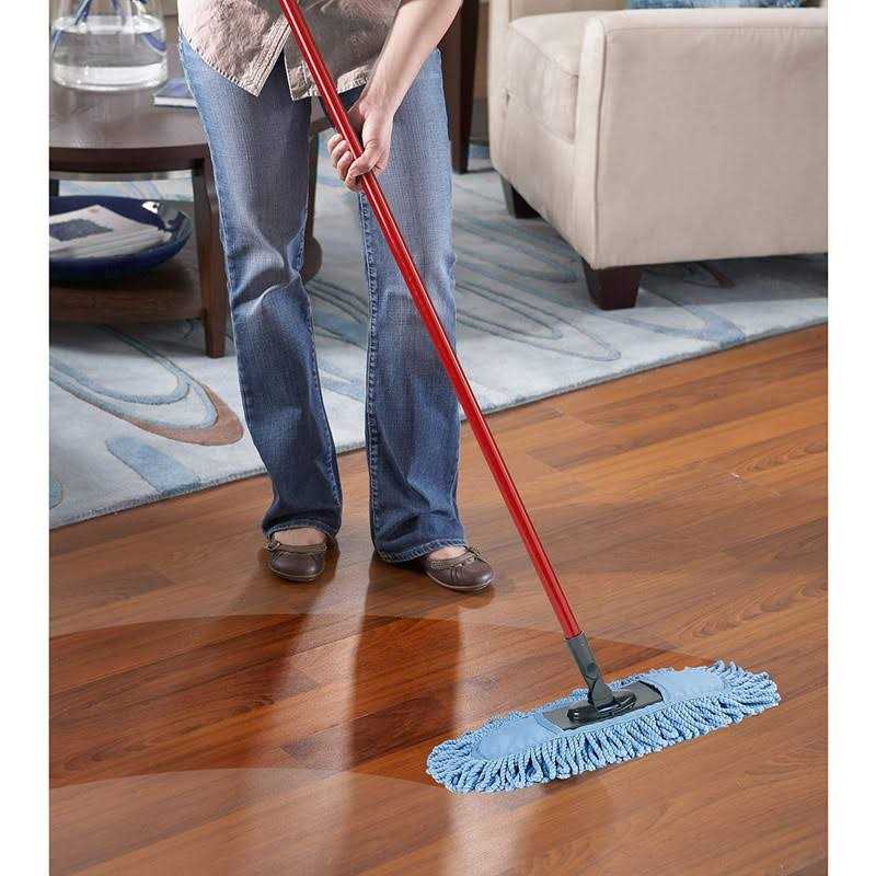O’Cedar Dual Action Dust Mop - Image 4