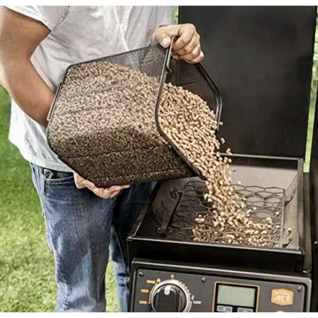 Oklahoma Joe’s 5159038w01 Pellet Bucket Kit - Image 2