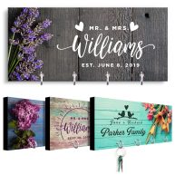 Personalized Key Holder for Wall Custom Key Hanger with Family Name