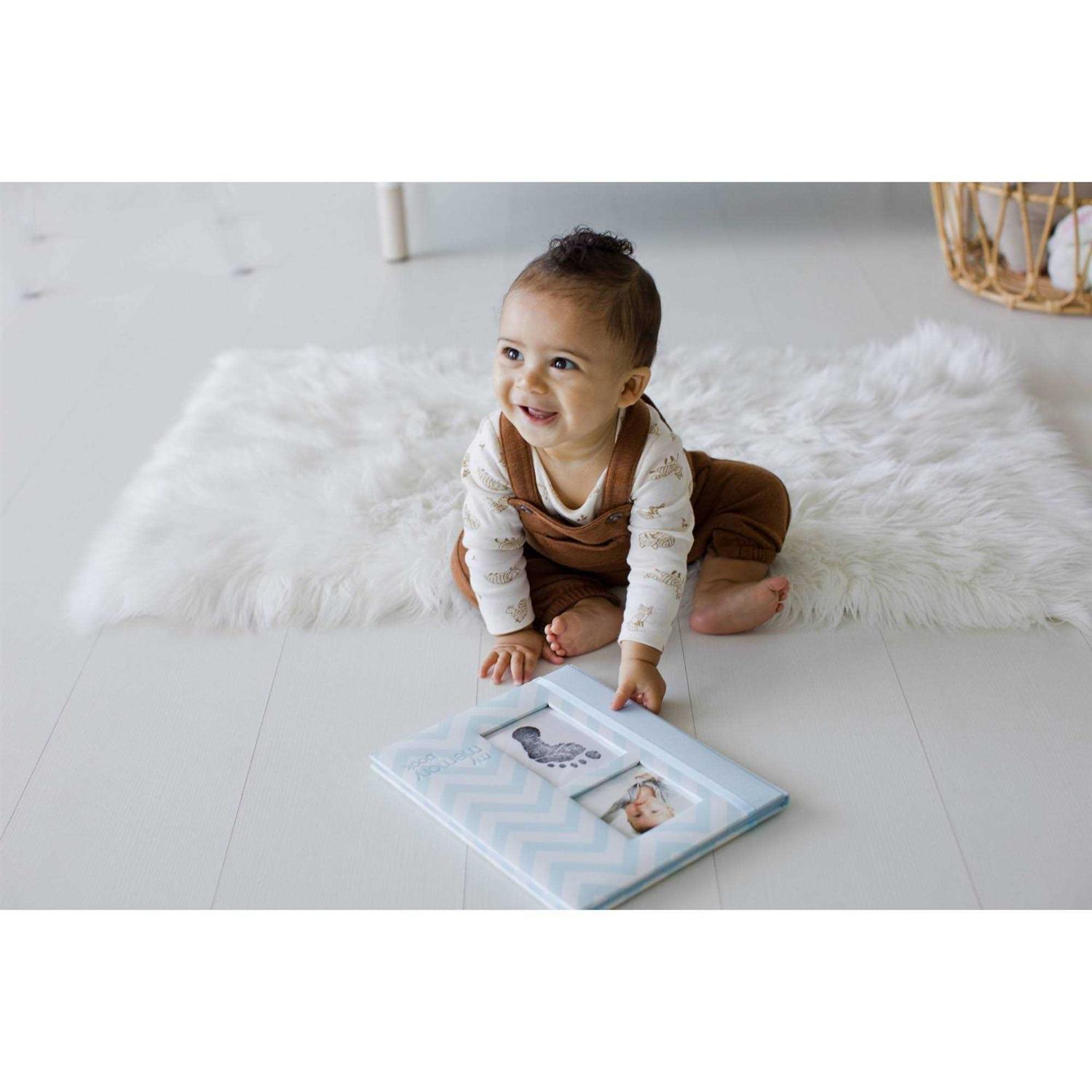 Pearhead Chevron Baby Memory Book - Image 4