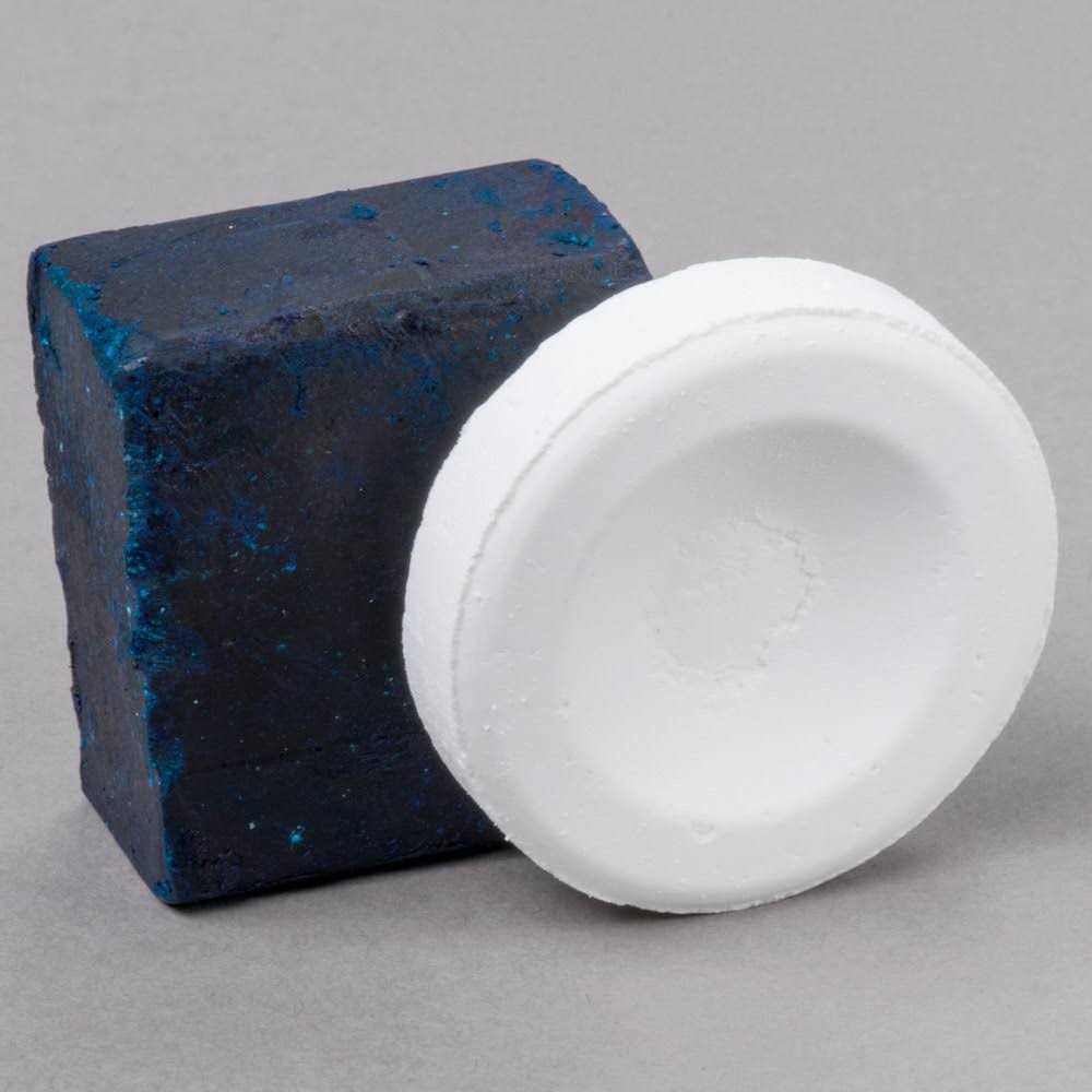 2000 Flushes Blue Bleach Bowl Cleaner - Image 4