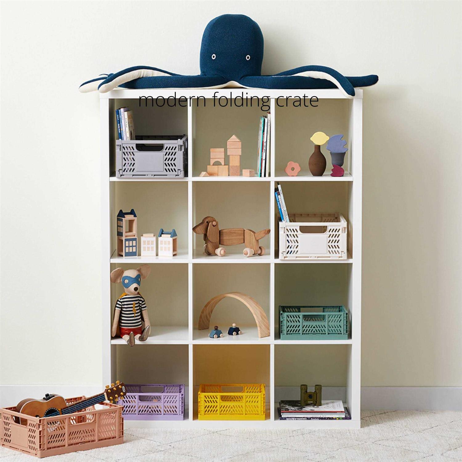 3 Sprouts Modern Folding Crate - Image 3