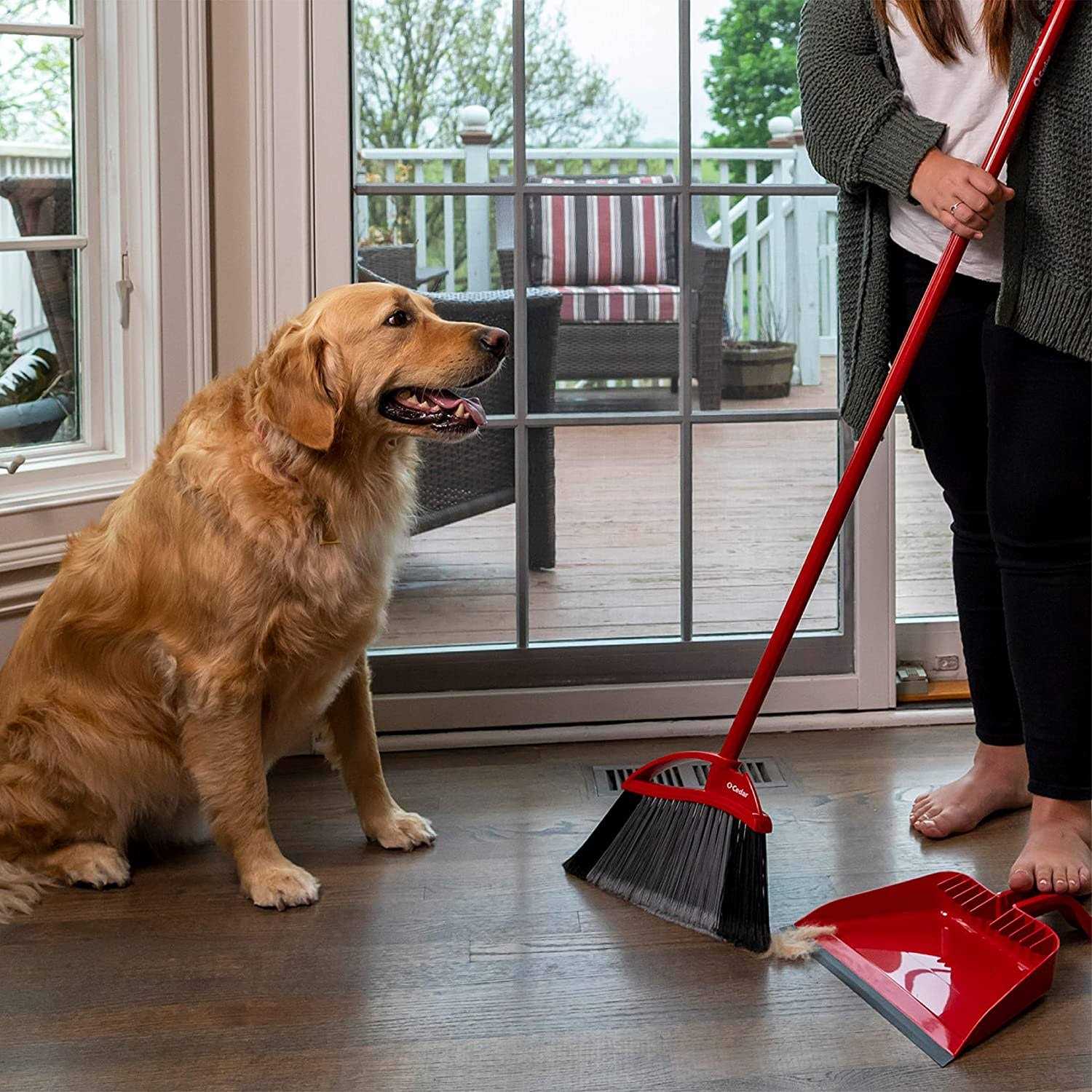 O-cedar Pet Pro Broom & Step-On Dustpan PowerCorner - Image 2