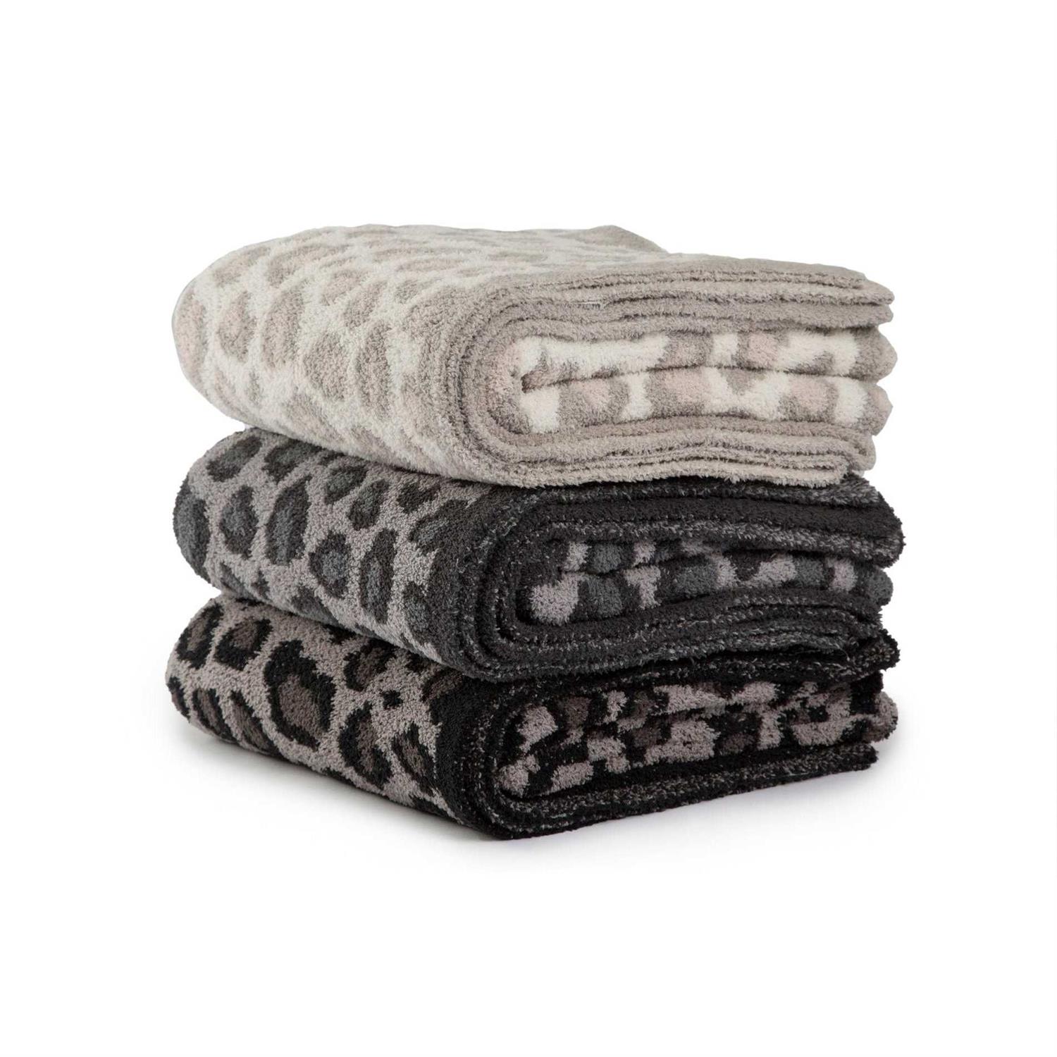 Barefoot Dreams CozyChic Safari Blanket - Image 5