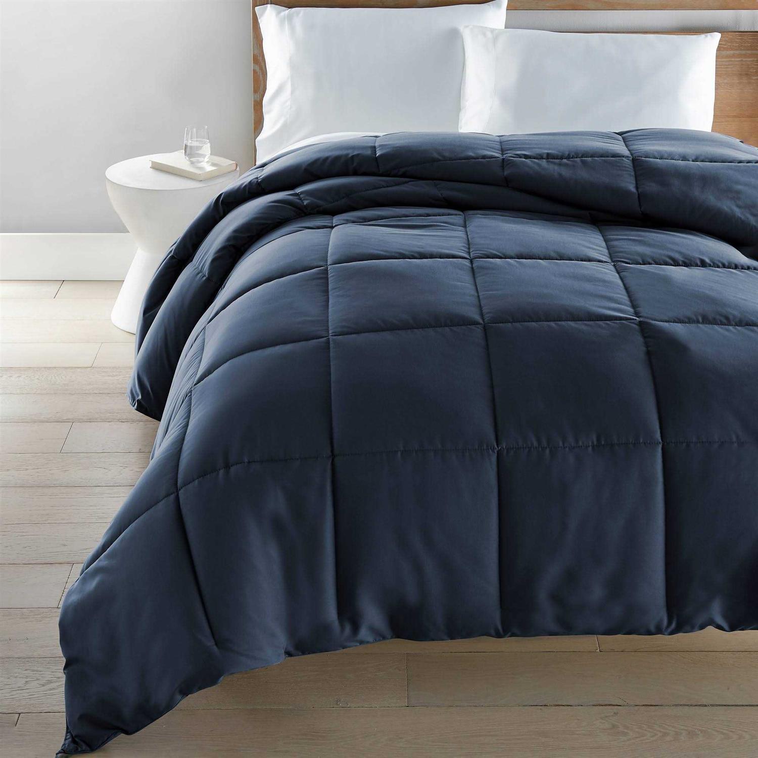 Beckham Hotel Collection Series Luxury Goose Down Alternative Comforter - Image 3