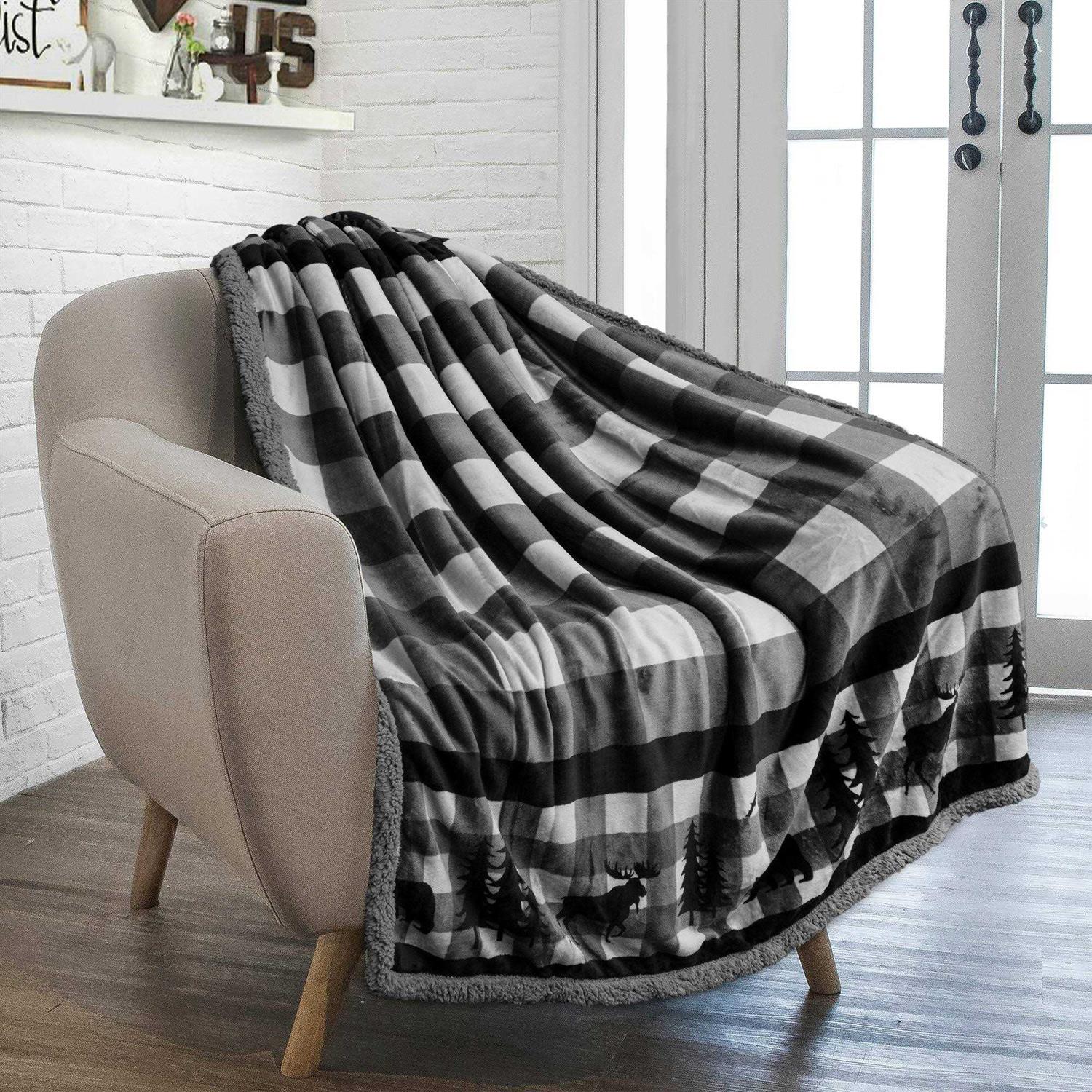 Pavilia Blanket Sherpa Throw - Image 3