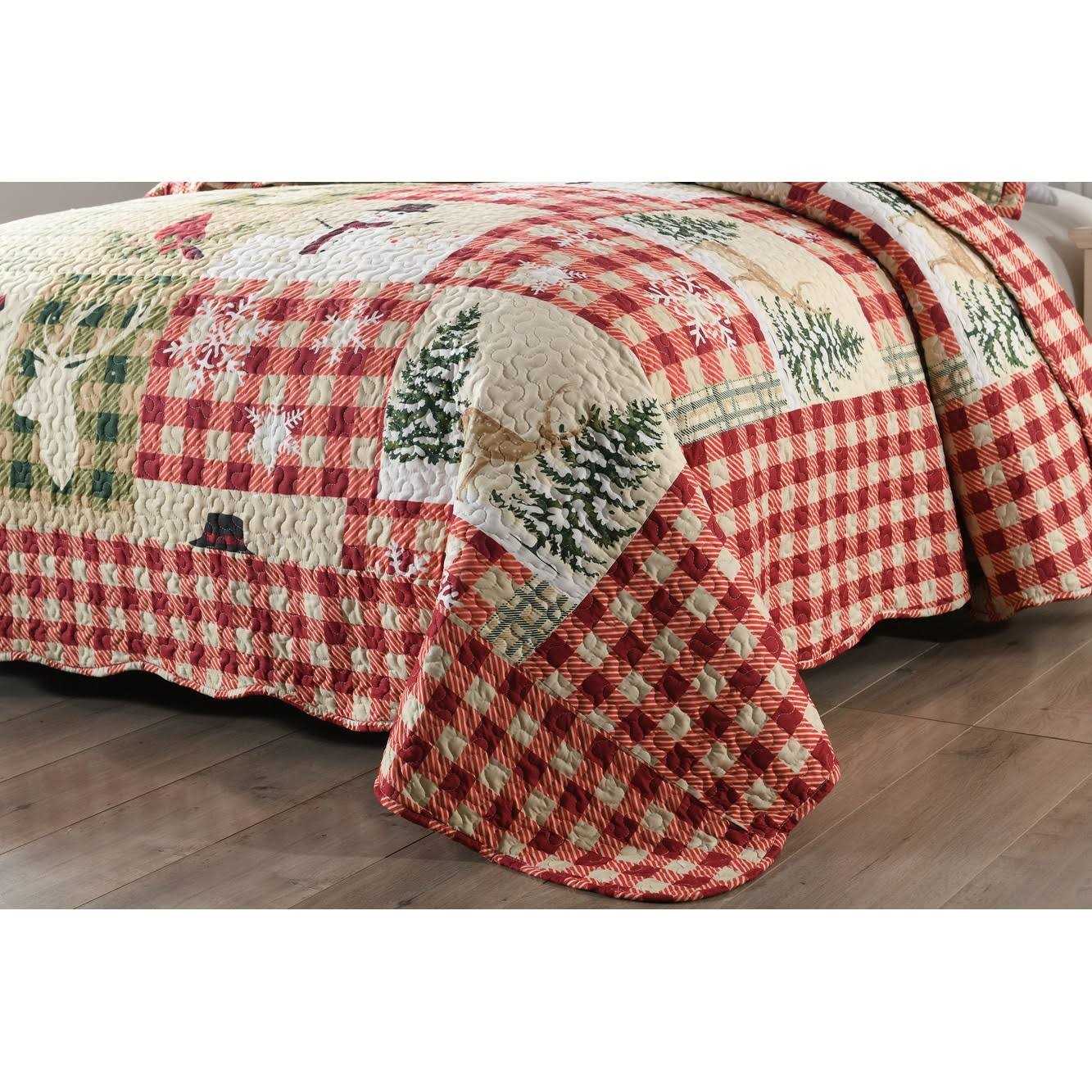 Patchwork Christmas Quilt Set - Image 2