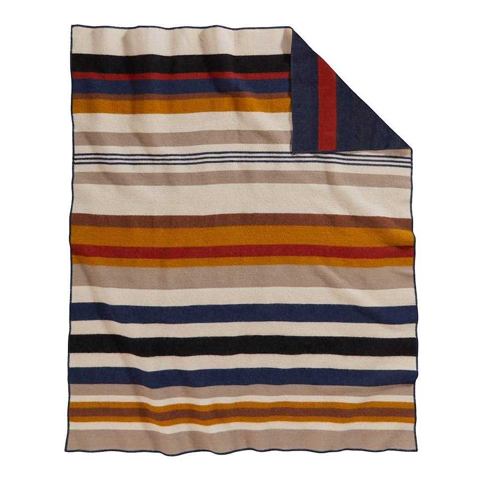 Pendleton Bridger Wool Throw with Carrier