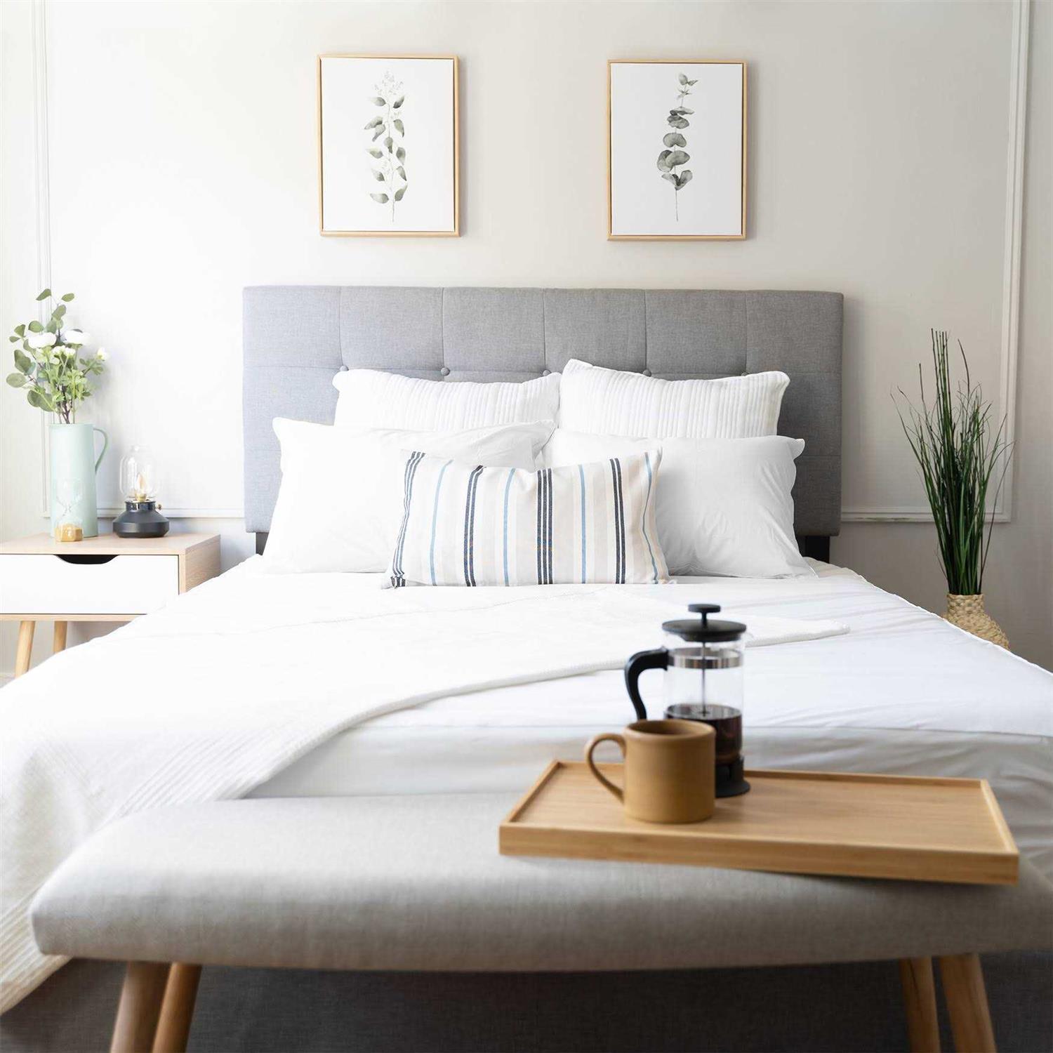 AllerEase Maximum Allergy Pillow Protector - Image 4