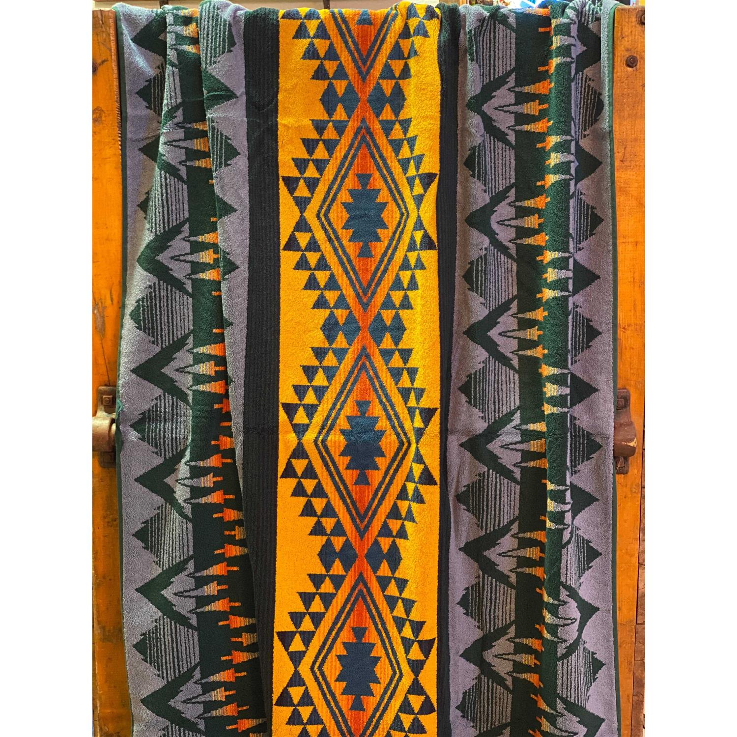 Pendleton Jacquard Oversized Spa Towel - Image 4