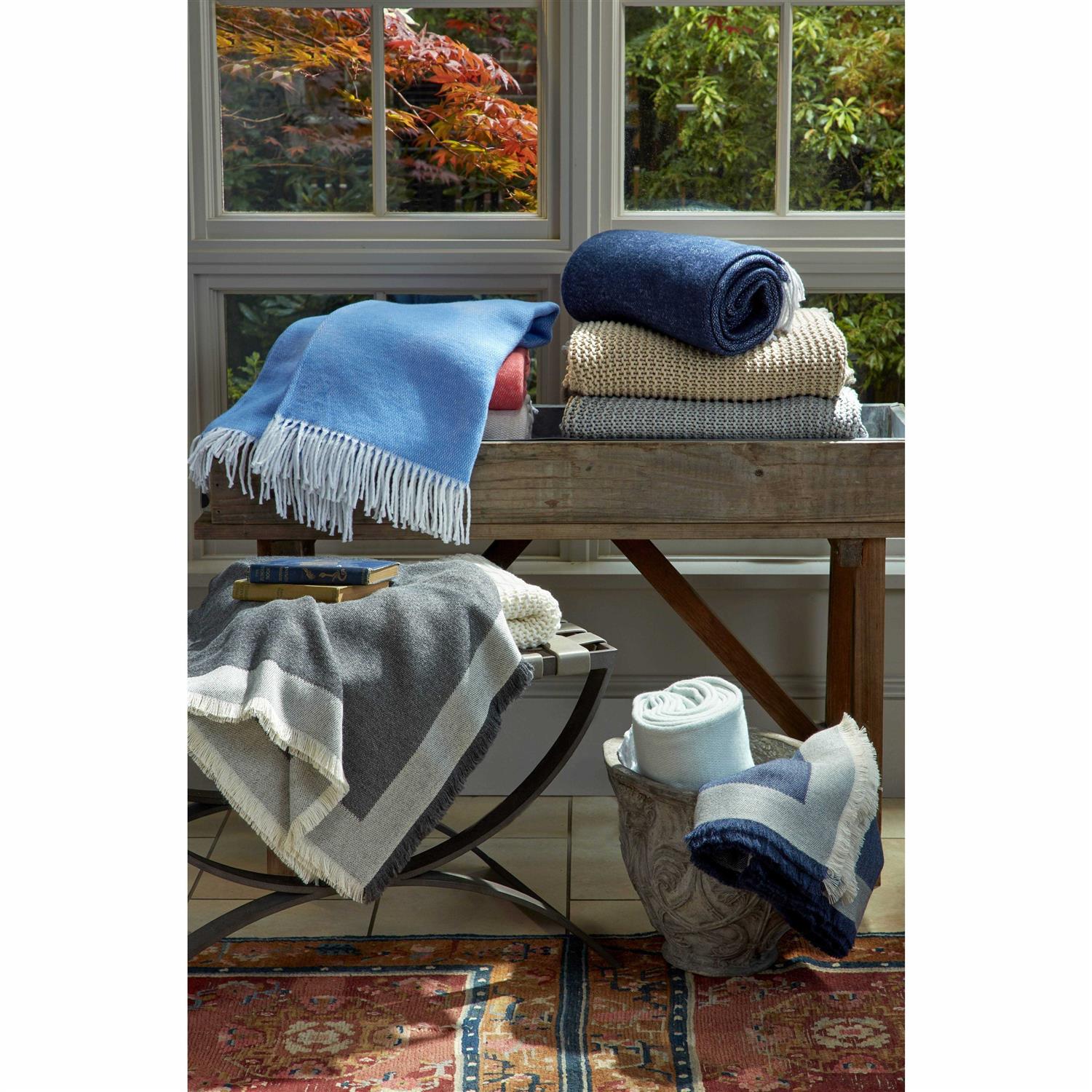 Pezzo Throw Matouk - Image 5