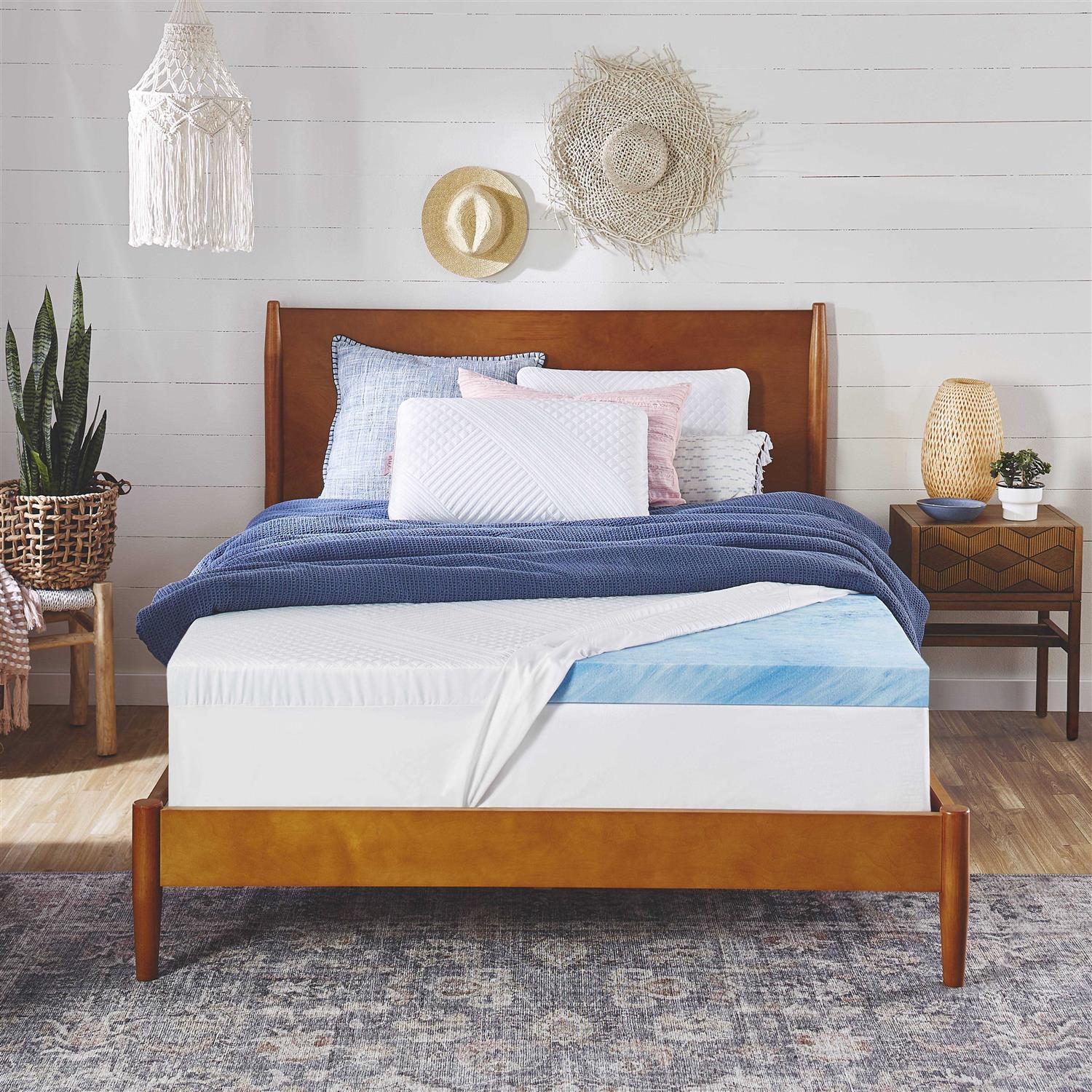 Nue by Novaform Gel Memory Foam Mattress Topper - Image 2