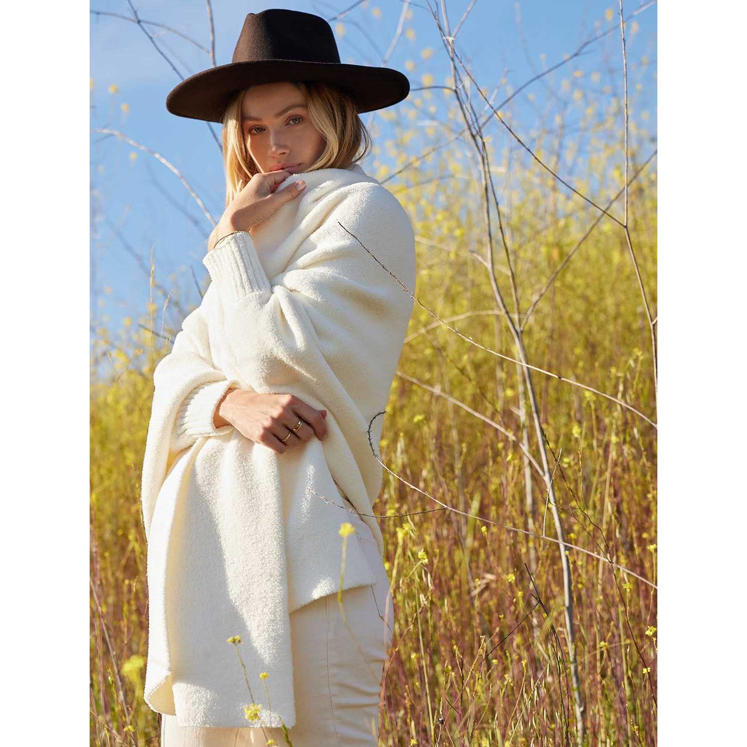 Barefoot Dreams CozyChic Blanket Wrap - Image 3