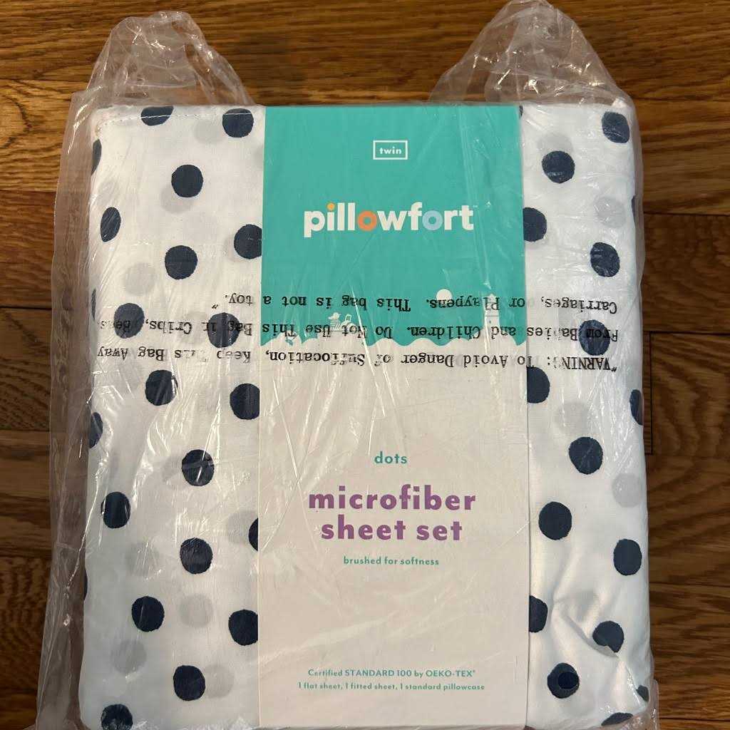 Pillowfort Sheet Set - Image 4