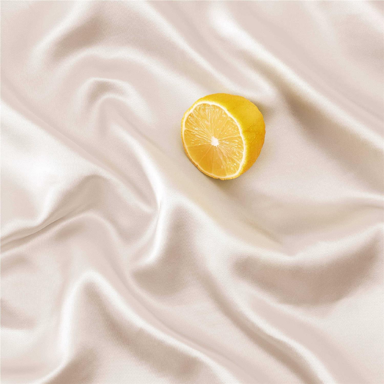 Bedsure Satin Set of 2 Pillow Cases for Hair and Skin - Image 2