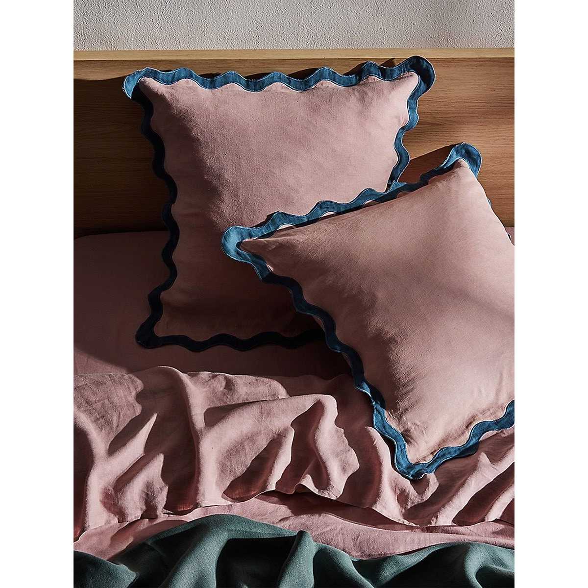 Bed Threads Set of 2 Scalloped Linen Euro Pillowcases - Image 2