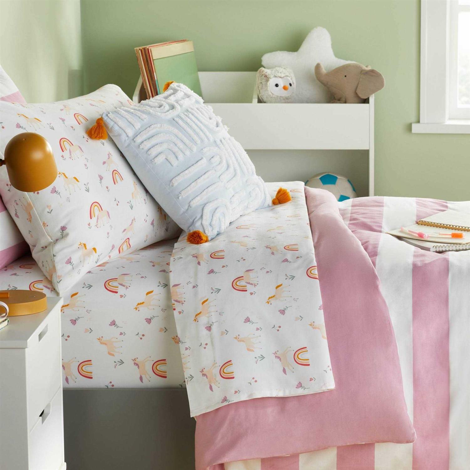 Pillowfort Unicorn Cotton Kids’ Sheet Set - Image 3