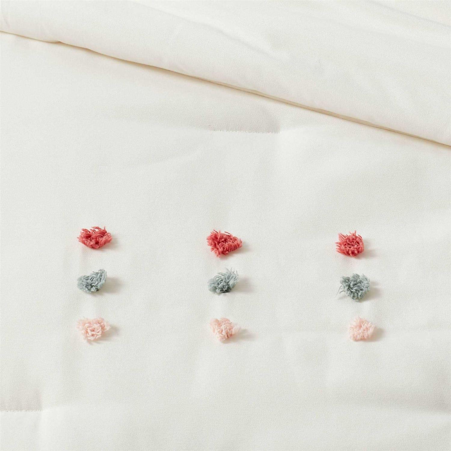 Pillowfort Pom Kids’ Comforter Set - Image 2