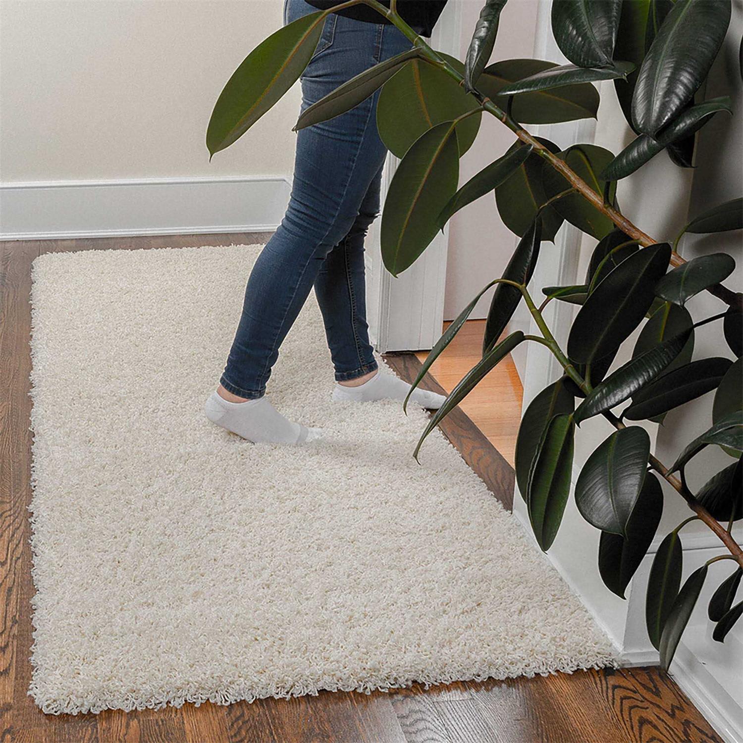 Ottomanson Collection Solid Non-Slip Bath Rug - Image 3