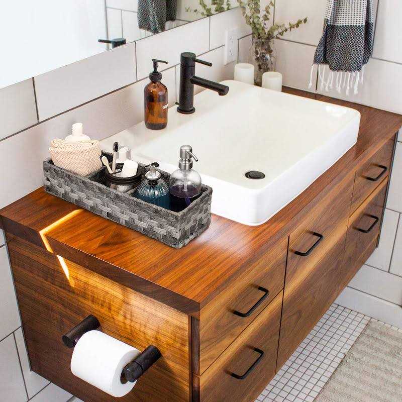 Aozita Toilet Tank Topper Paper Basket Multiuse Hand Woven Plastic Wicker Basket with Divider for Organizing - Image 3