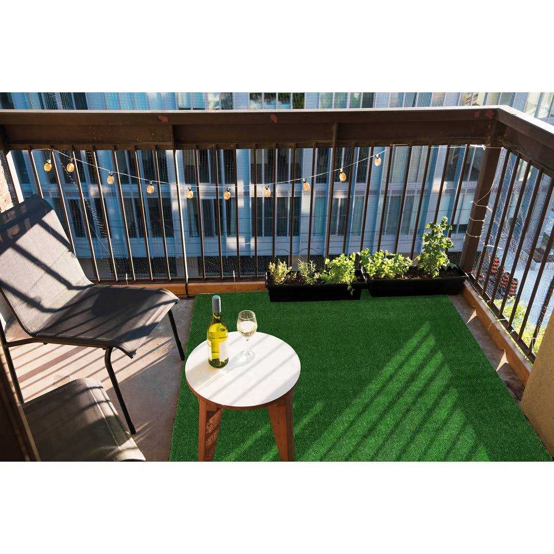 Ottomanson Evergreen Collection Waterproof Solid Grass Design Indoor/Outdoor Artificial Grass Rug - Image 2