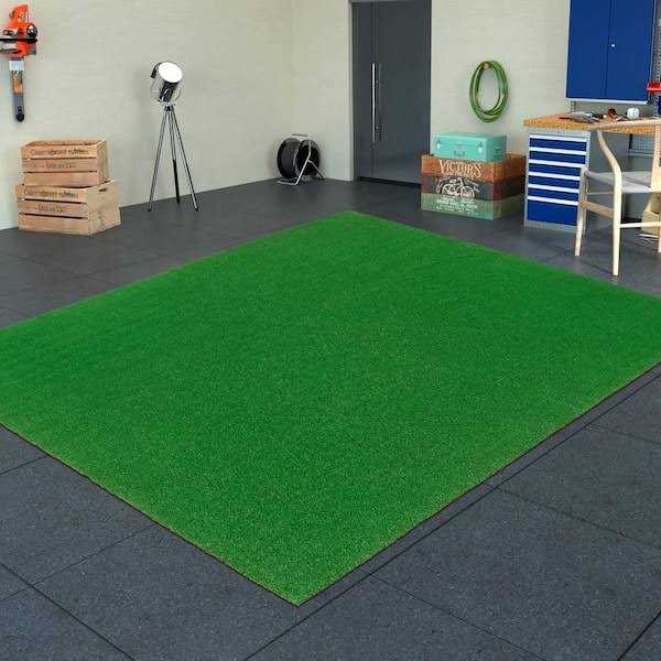Ottomanson Waterproof Solid Grass Indoor/Outdoor Artificial Grass Rug - Image 2