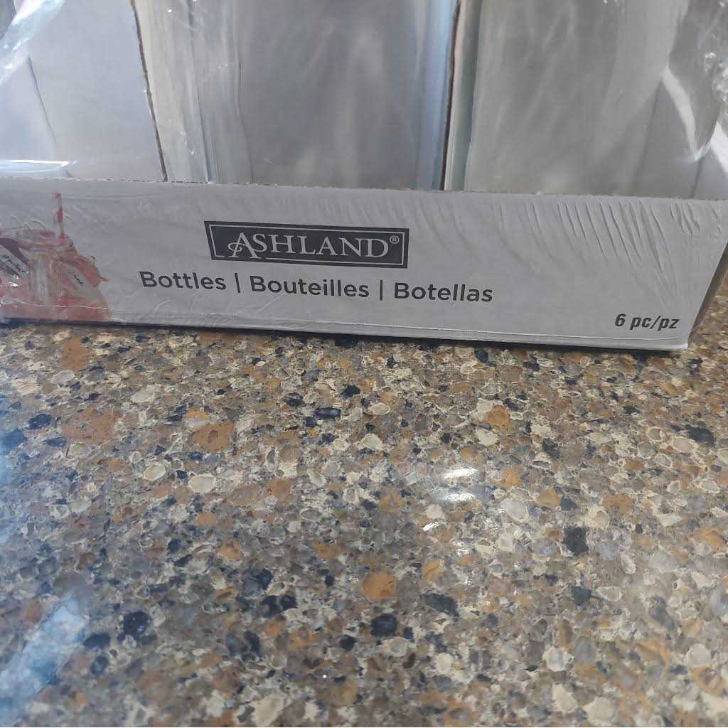 Ashland Glass Milk Bottles with Lids - Image 2