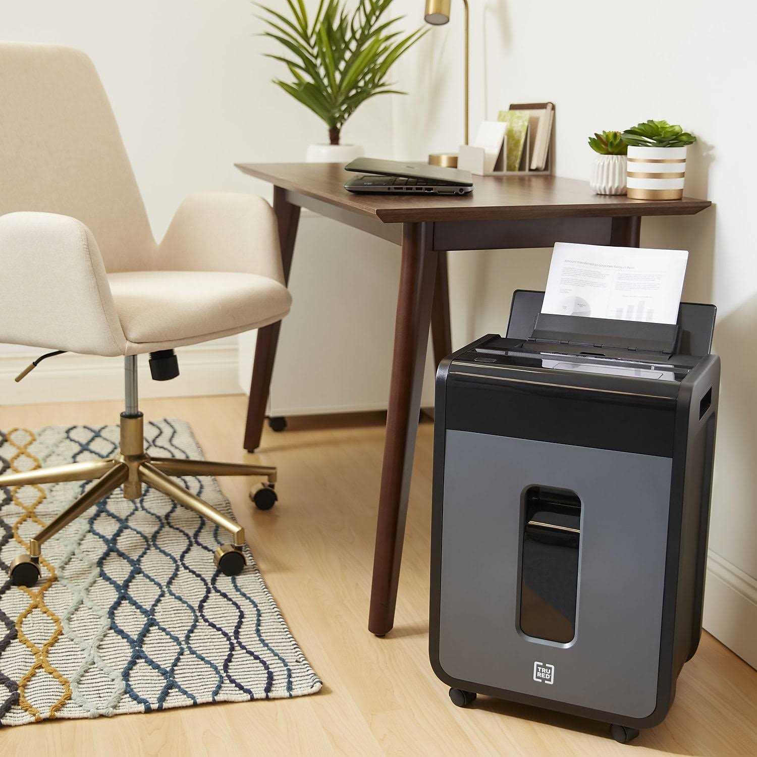 Tru Red TR-NMC100AFA Micro-Cut Autofeed Commercial Shredder - Image 2