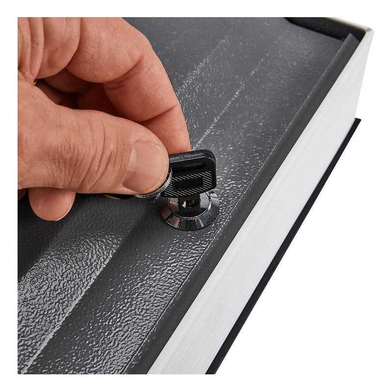 Union Safe Company Large Steel Book Safe - Image 3