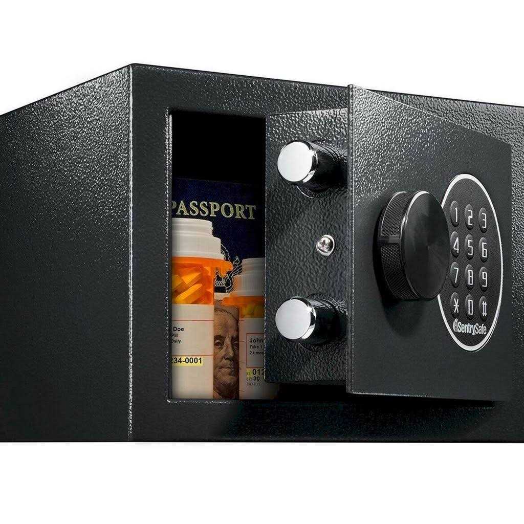 Sentry Electronic Security Safe 0.14 cu ft X014E - Image 5