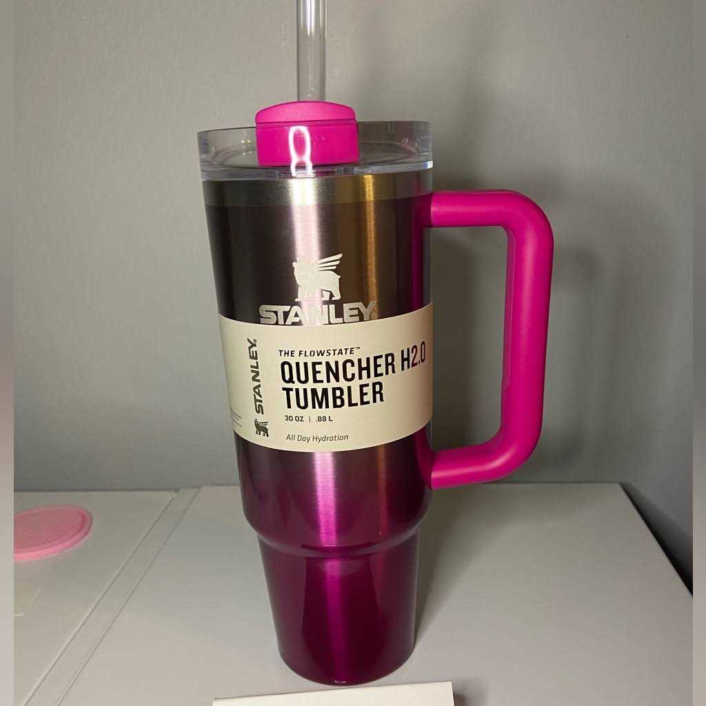 Stanley H2.0 Flowstate Quencher Tumbler - Image 2