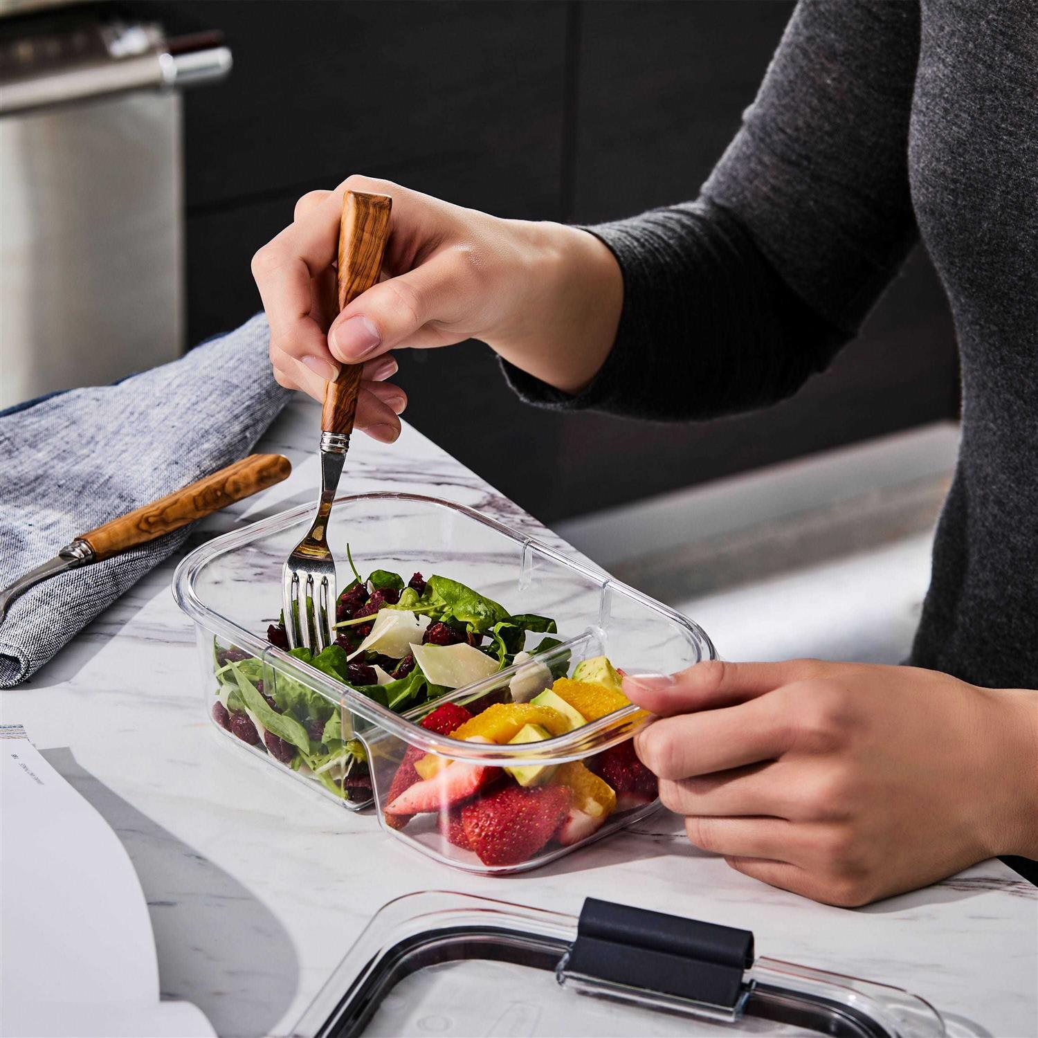 Rubbermaid Brilliance Meal Prep 2-Compartment 2.85 cup Food Storage Containers - Image 2