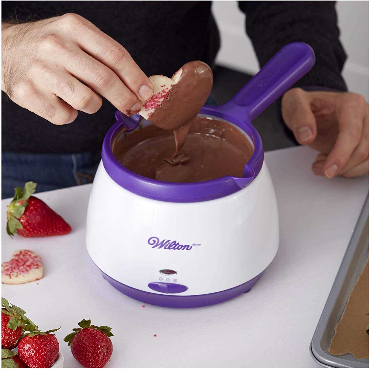 Wilton Candy Melts Melting Pot - Image 4