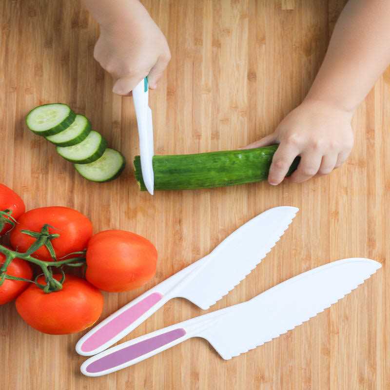 Tovla Jr. Knives for Kids 3-Piece Nylon Kitchen Knife Set Handle - Image 2