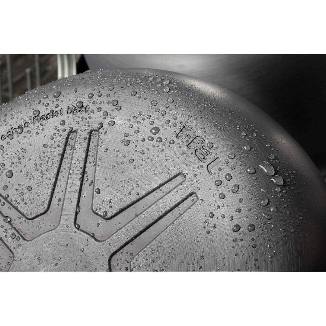 T-fal Ultimate Hard Anodized 12-Piece Cookware Set - Image 3