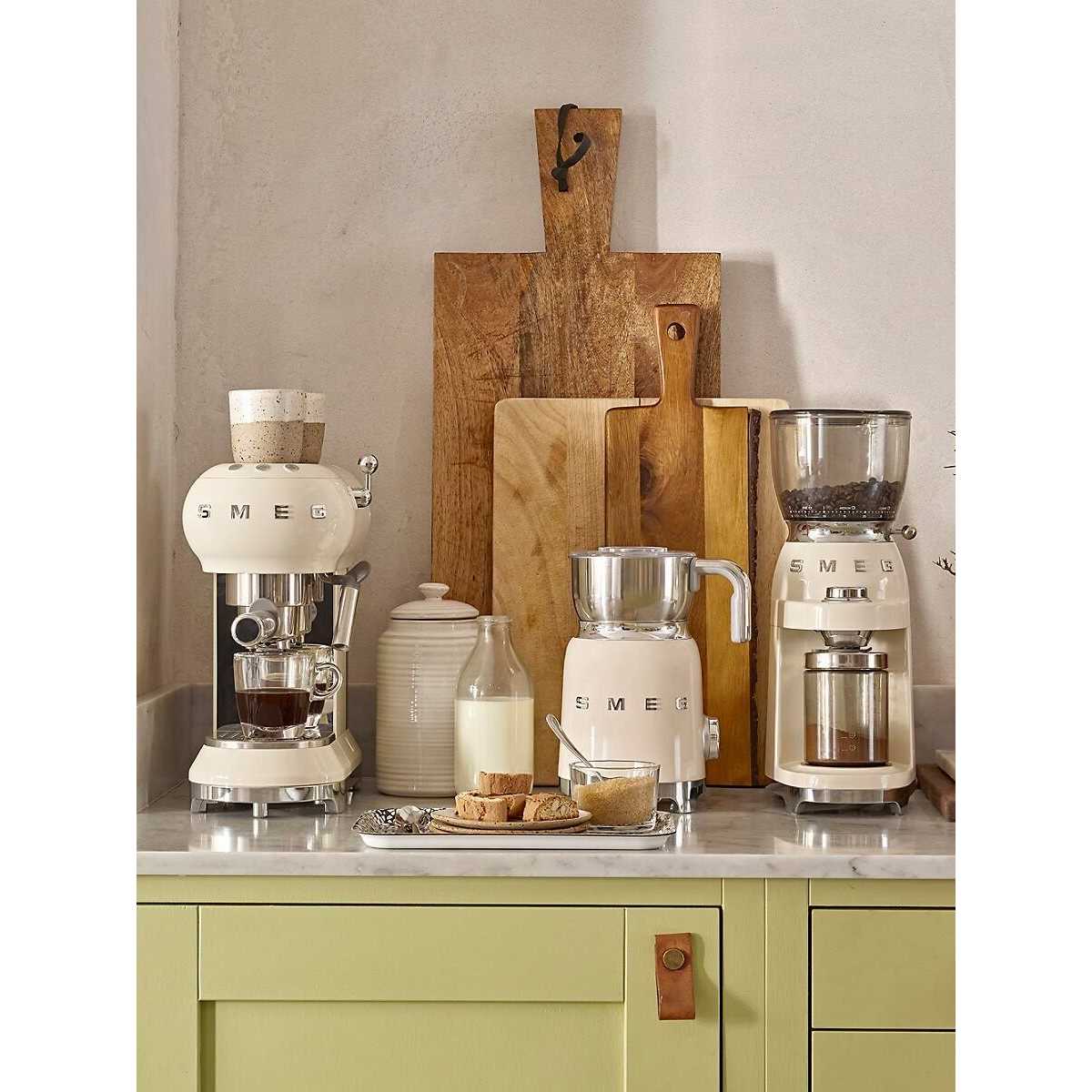 Smeg Milk Frother - Image 4