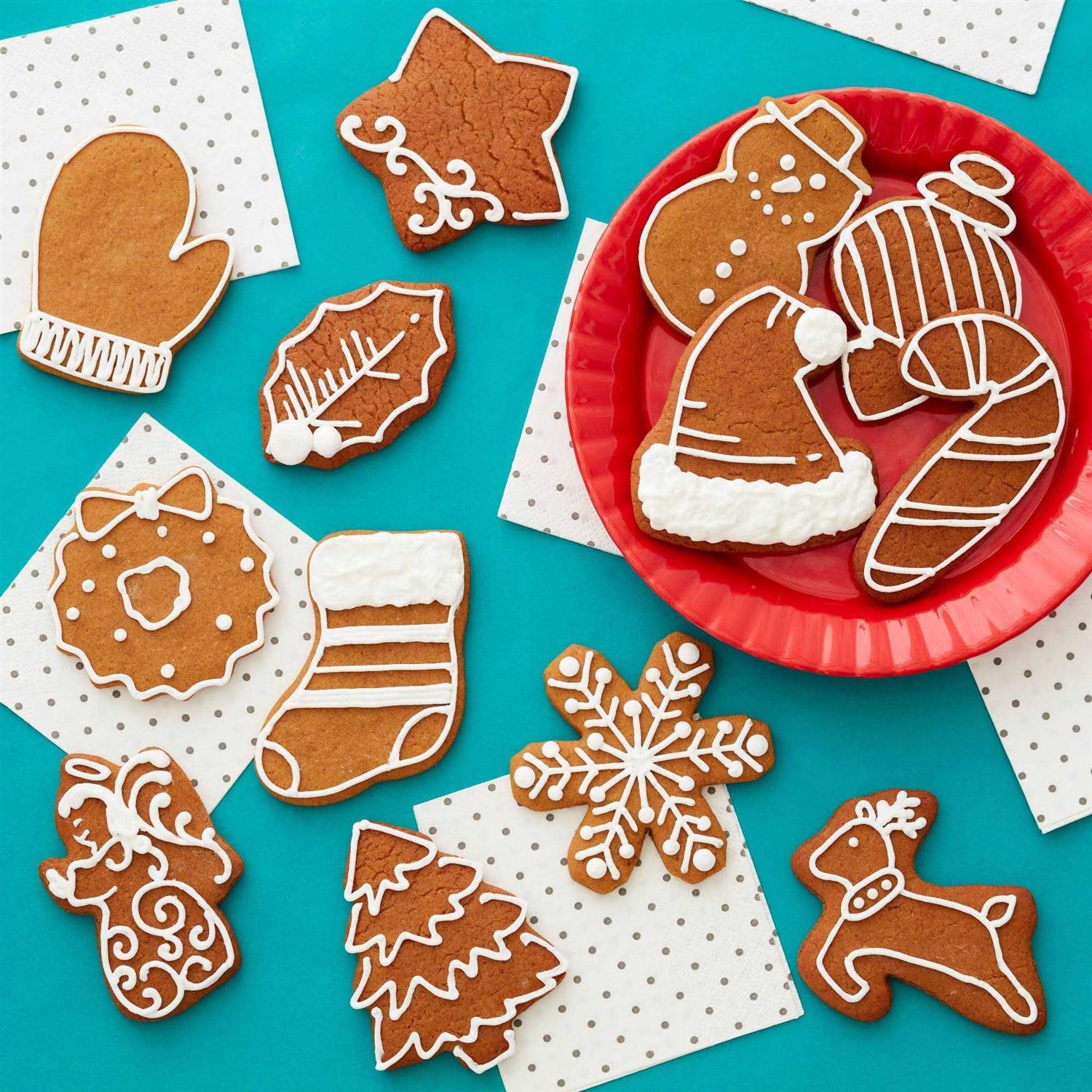 Wilton Holiday Shapes Metal Christmas Cookie Cutter Set - Image 2