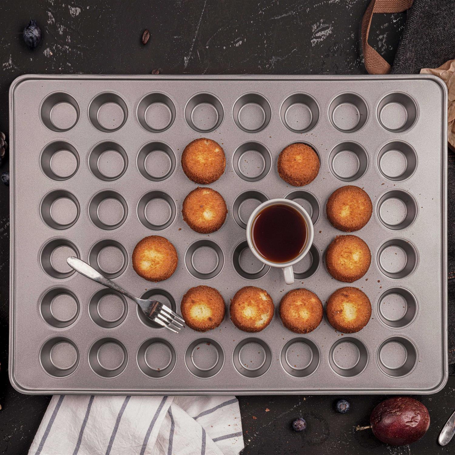 Wilton 48 Cavity Muffin Pan - Image 2